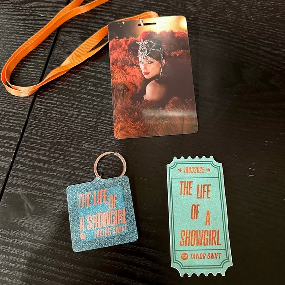 Taylor Swift Life of a Showgirl Spotify PopUp Swag - Picture 2 of 3